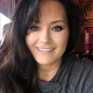 Meet your Posher, Joni